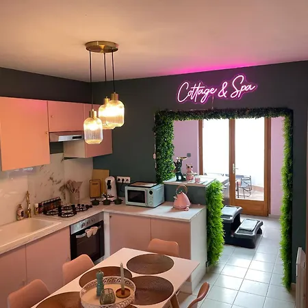 Maison Spacieuse Jacuzzi Wifi Netflix Hébergement de vacances *