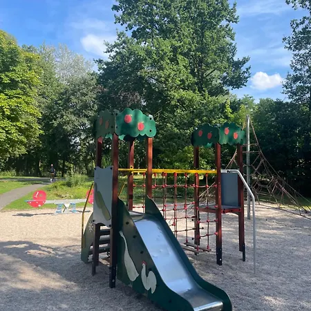 Maison Spacieuse Jacuzzi Wifi Netflix Hébergement de vacances